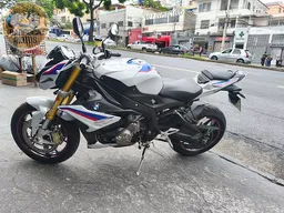 BMW S 1000 RR