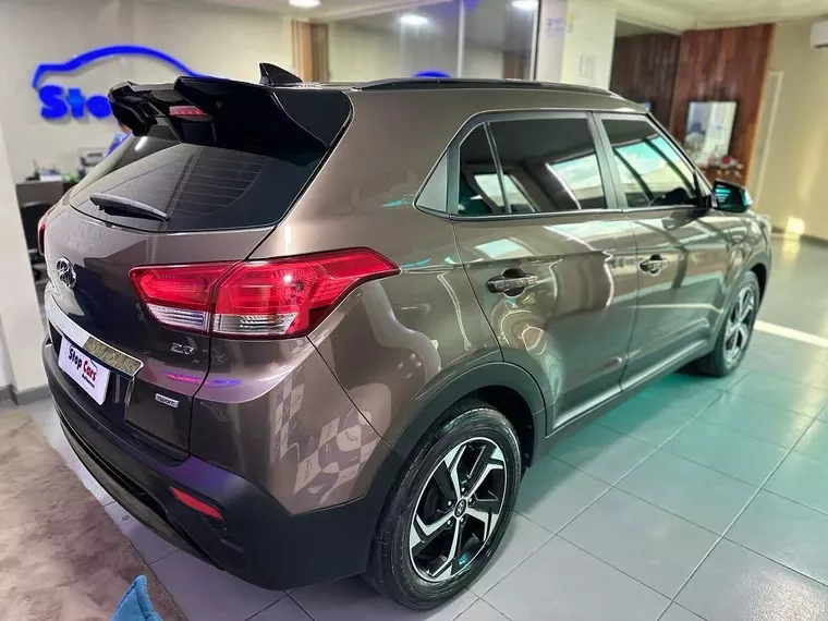 Hyundai Creta Cinza 10