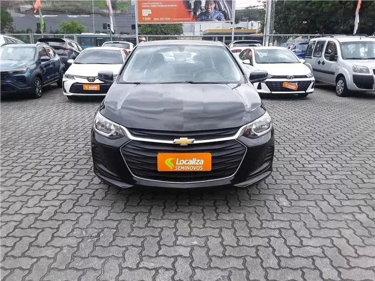 Chevrolet Onix Preto 6