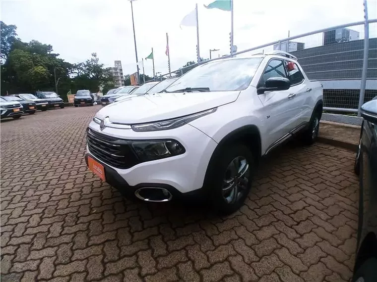 Fiat Toro Branco 6