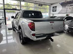Mitsubishi L200 Triton