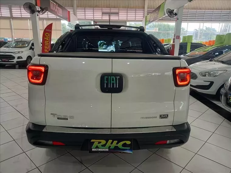 Fiat Toro Branco 6