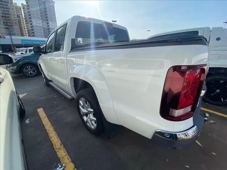 Volkswagen Amarok Branco 2