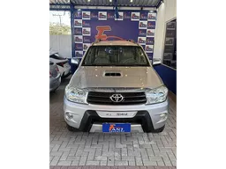 Toyota Hilux SW4