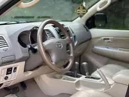 Toyota Hilux SW4