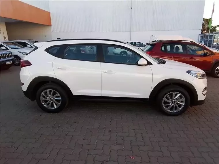 Hyundai Tucson Branco 20