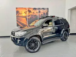 Toyota Hilux SW4