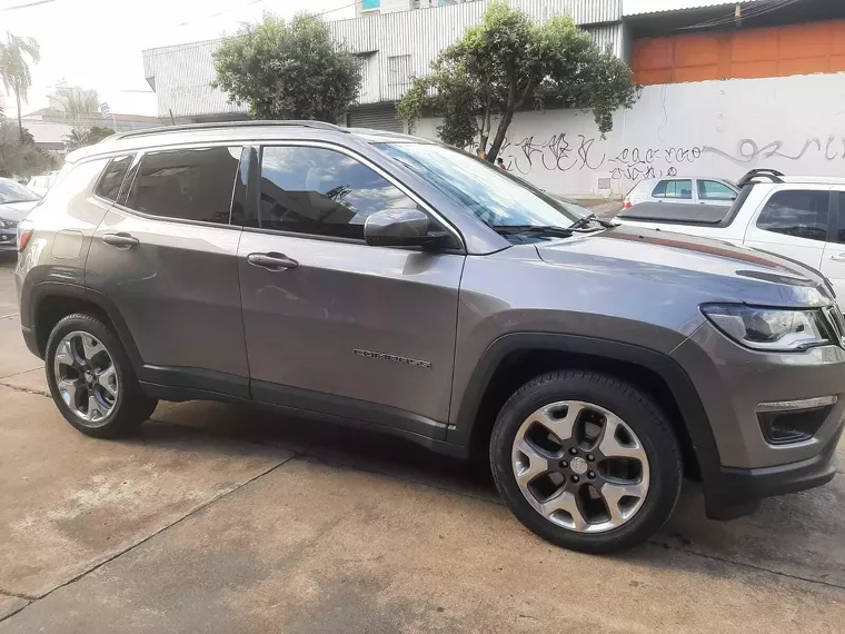 Jeep Compass Cinza 10