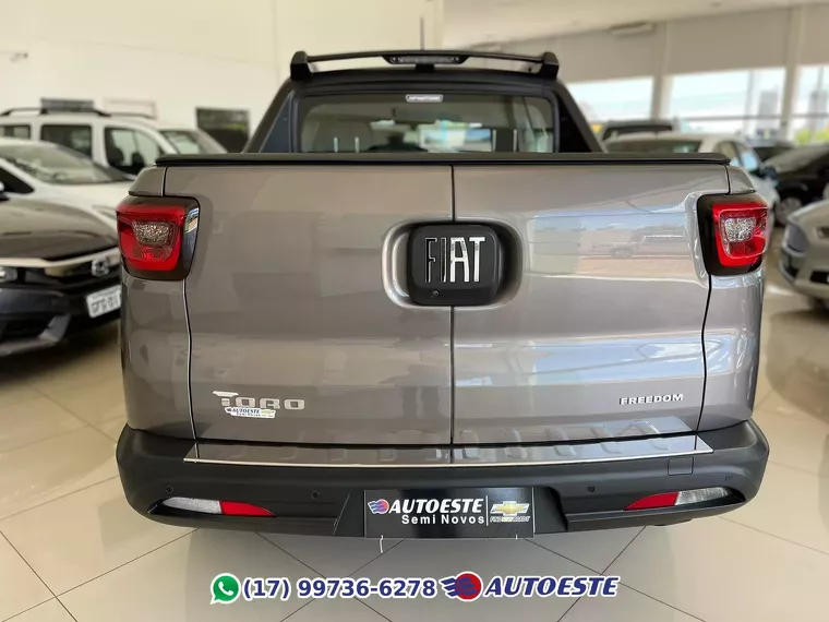 Fiat Toro Cinza 10