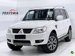 Mitsubishi Pajero TR4