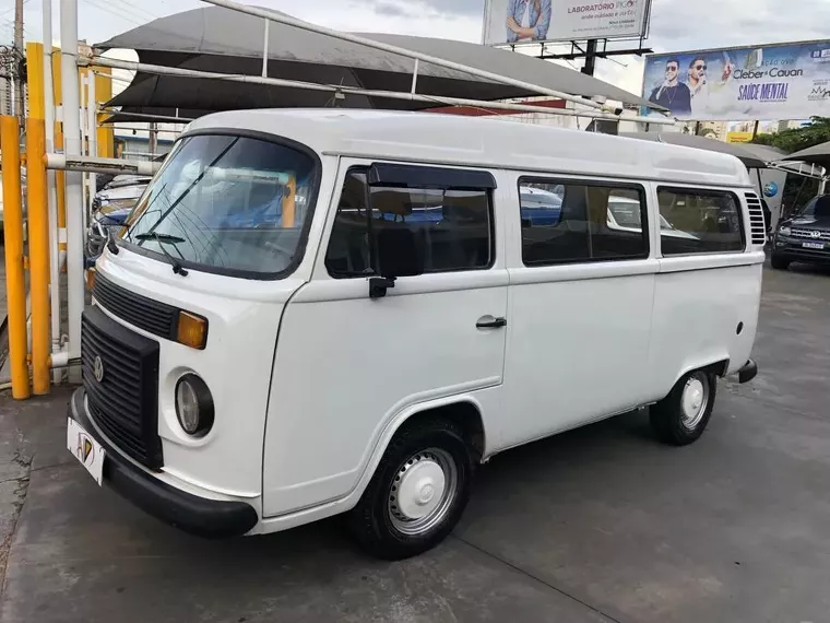 Volkswagen Kombi Branco 5