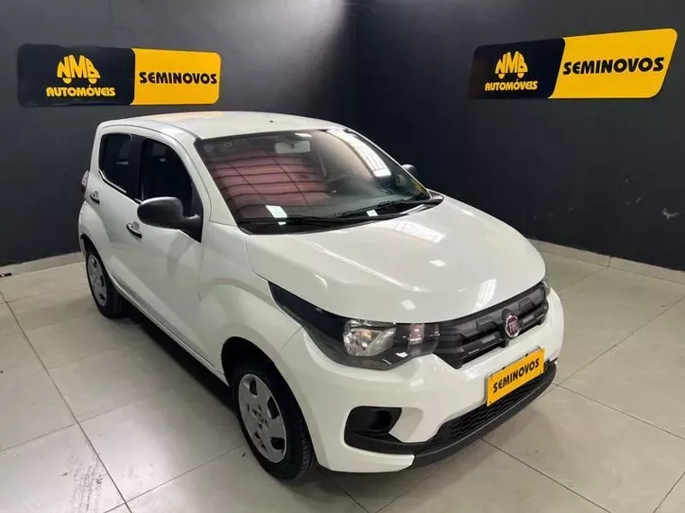 Fiat Mobi Branco 11