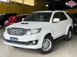 Toyota Hilux SW4