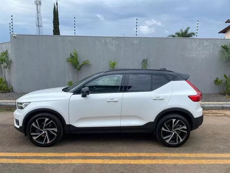 Volvo XC40 Branco 3