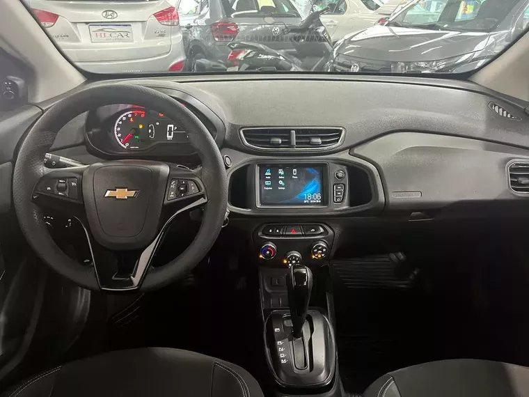 Chevrolet Prisma Vinho 7