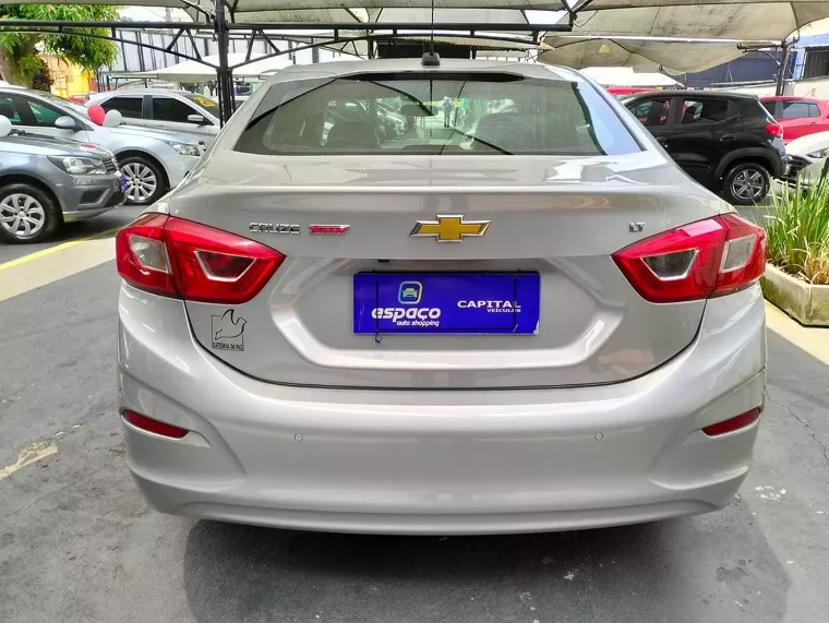 Chevrolet Cruze Prata 1