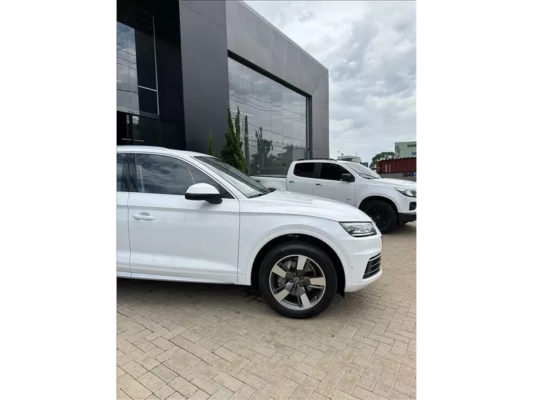 Audi Q5 Branco 7