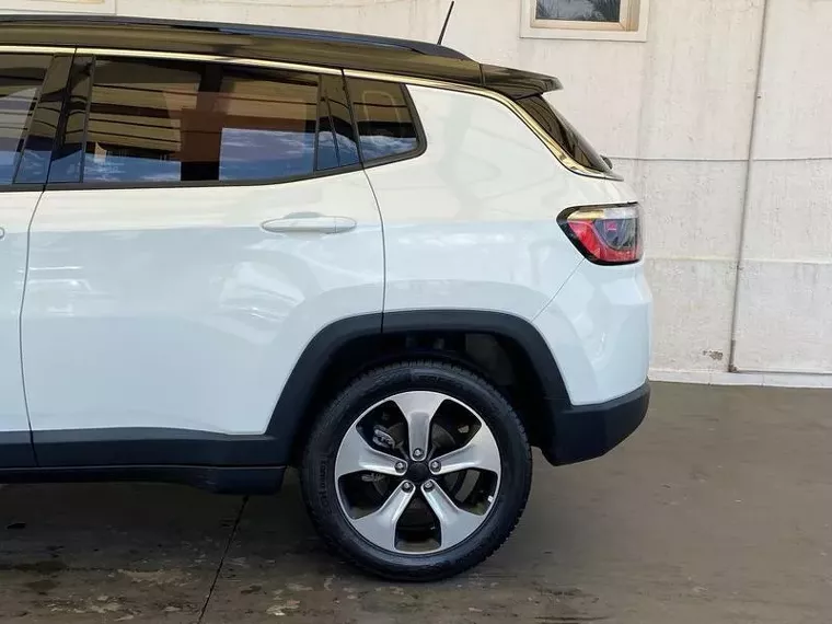 Jeep Compass Branco 14