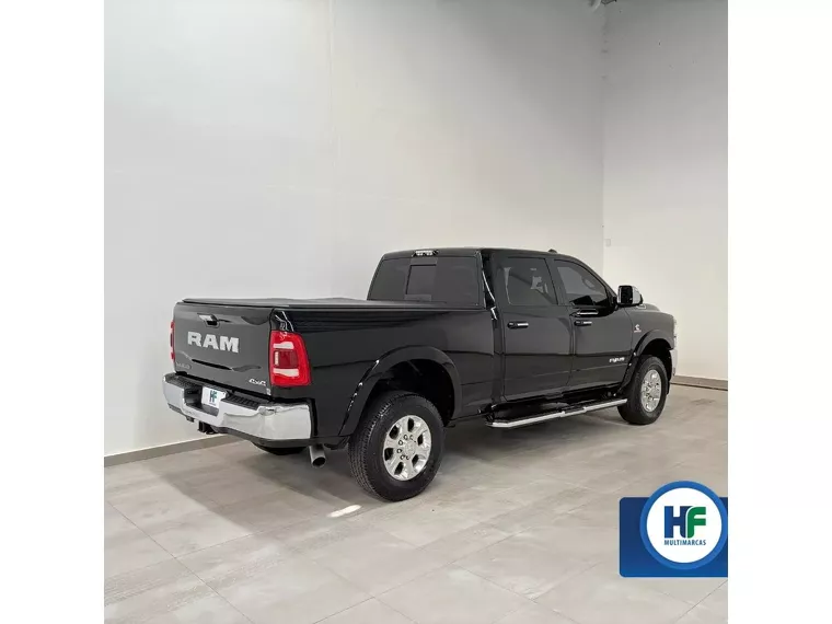 RAM 2500 Preto 5