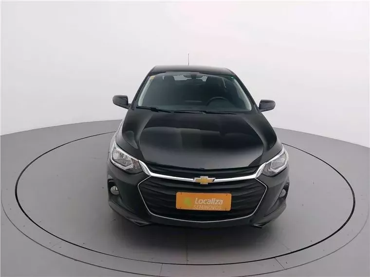 Chevrolet Onix Preto 15