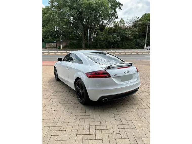 Audi TT Branco 8