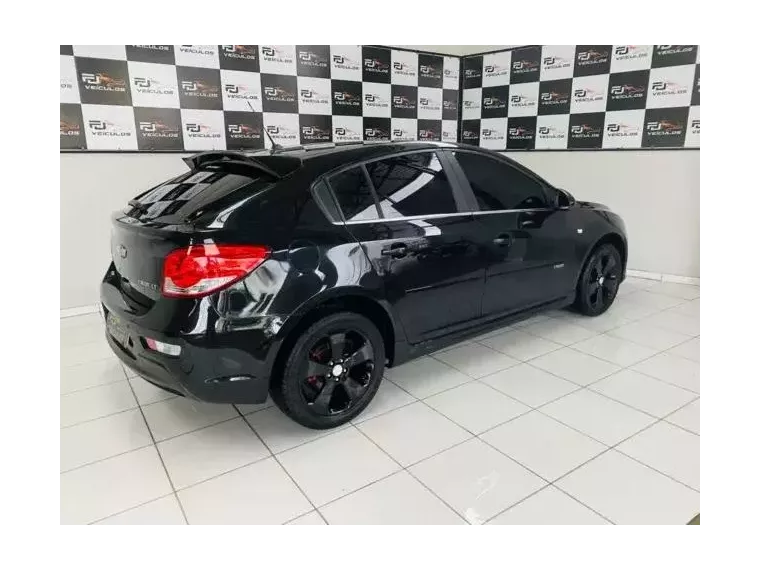 Chevrolet Cruze Preto 2