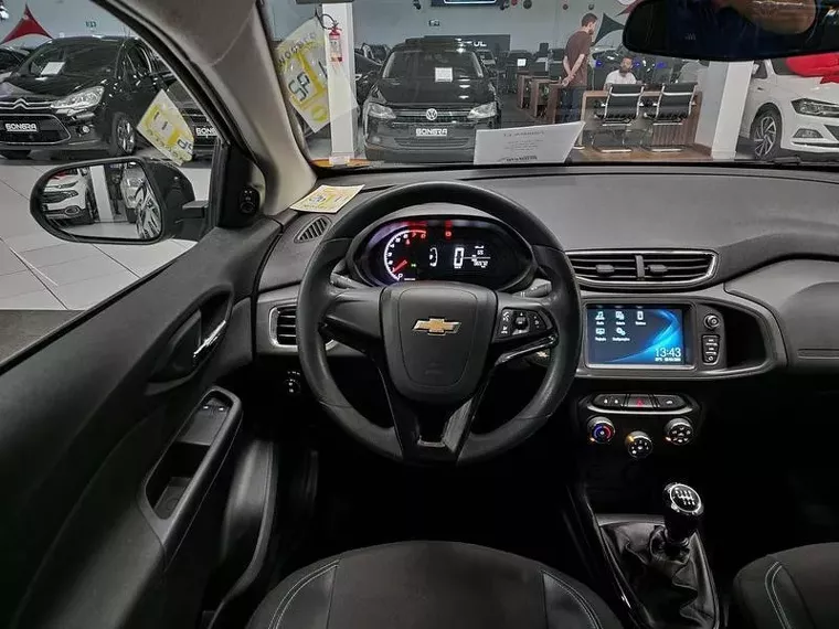 Chevrolet Prisma Cinza 3