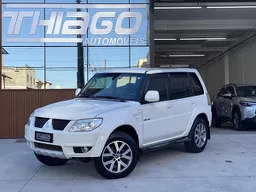 Mitsubishi Pajero TR4