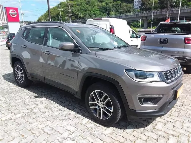 Jeep Compass Cinza 13