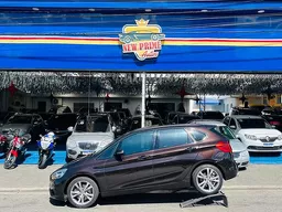 BMW 225i