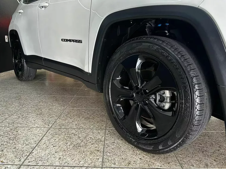 Jeep Compass Branco 8