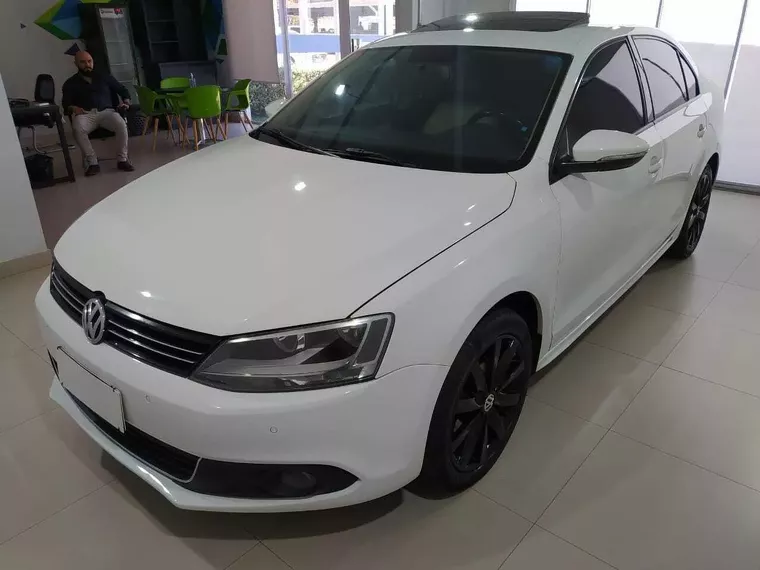 Volkswagen Jetta Branco 8