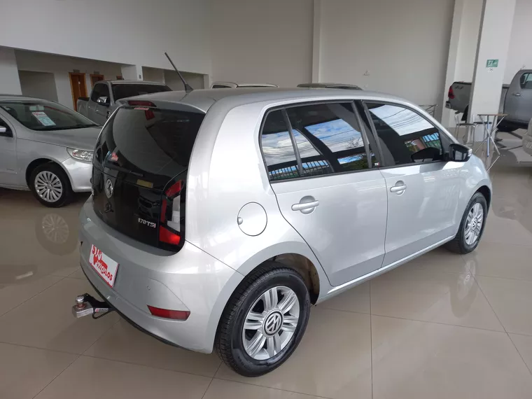 Volkswagen UP Branco 4