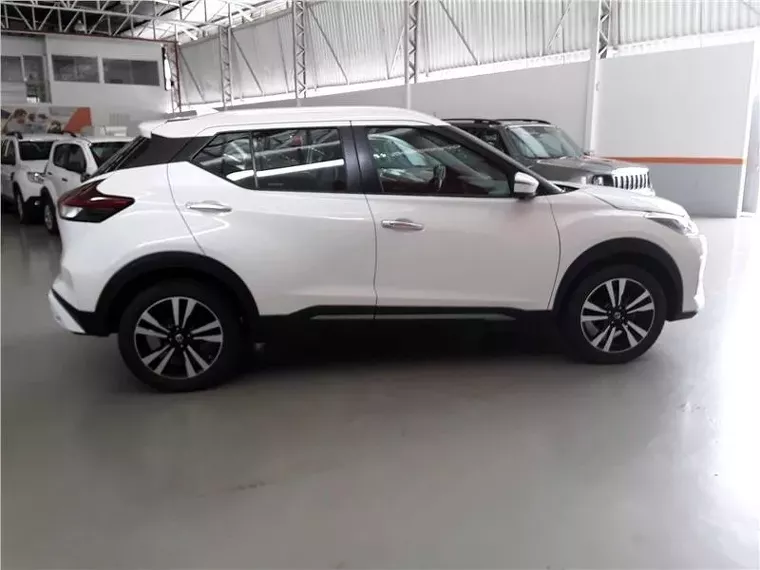 Nissan Kicks Branco 11