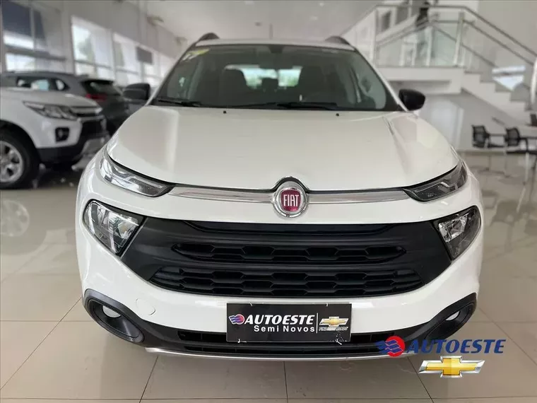 Fiat Toro Branco 10