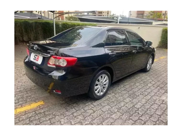 Toyota Corolla Preto 9