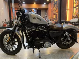 Sportster 883