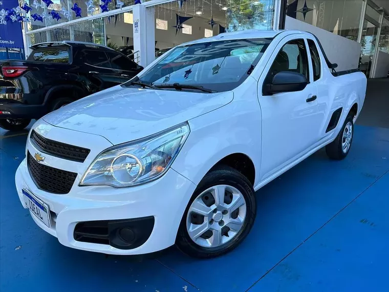 Chevrolet Montana Branco 1