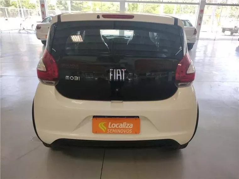 Fiat Mobi Branco 2