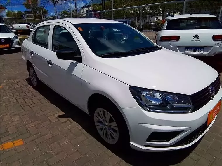 Volkswagen Voyage Branco 2