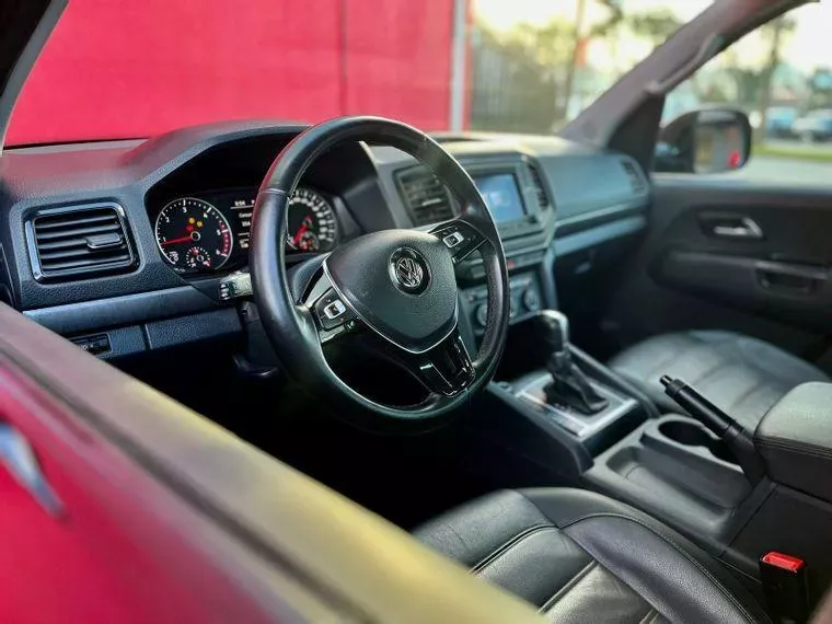 Volkswagen Amarok Preto 8