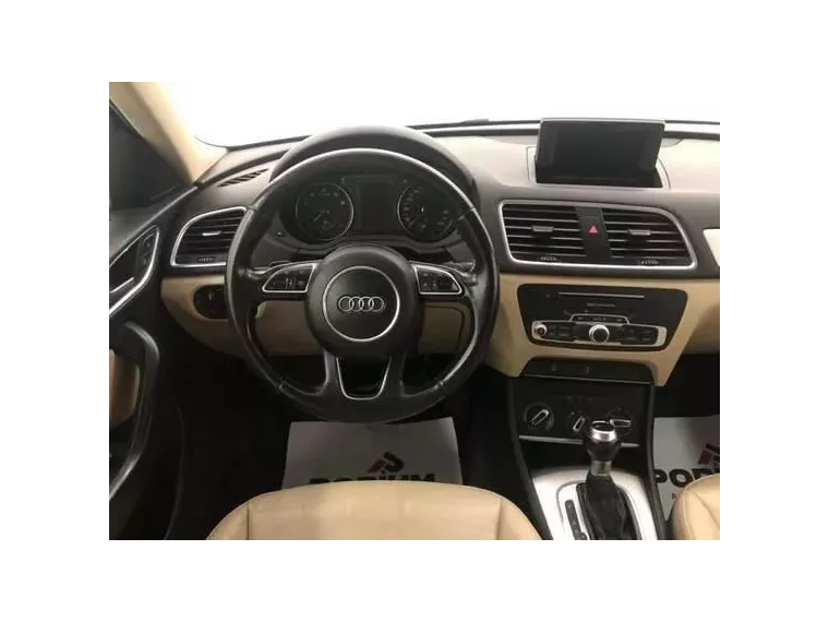 Audi Q3 Branco 9