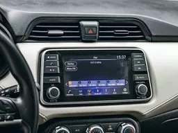 Nissan Versa