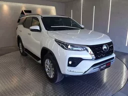 Toyota Hilux SW4