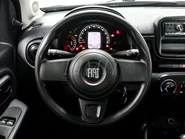 Fiat Mobi Prata 13