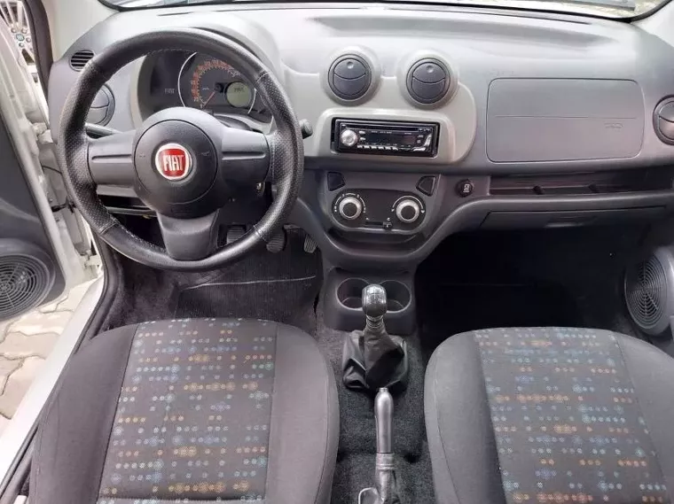 Fiat Uno Branco 2