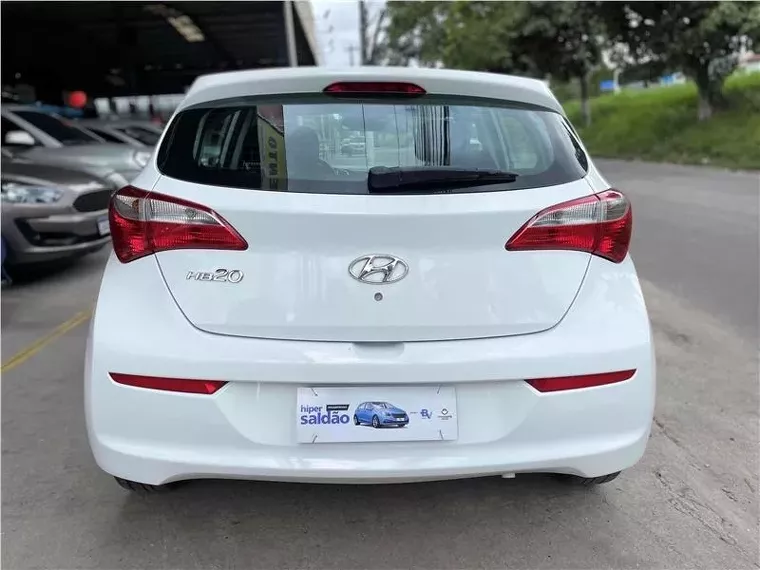 Hyundai HB20 Branco 6