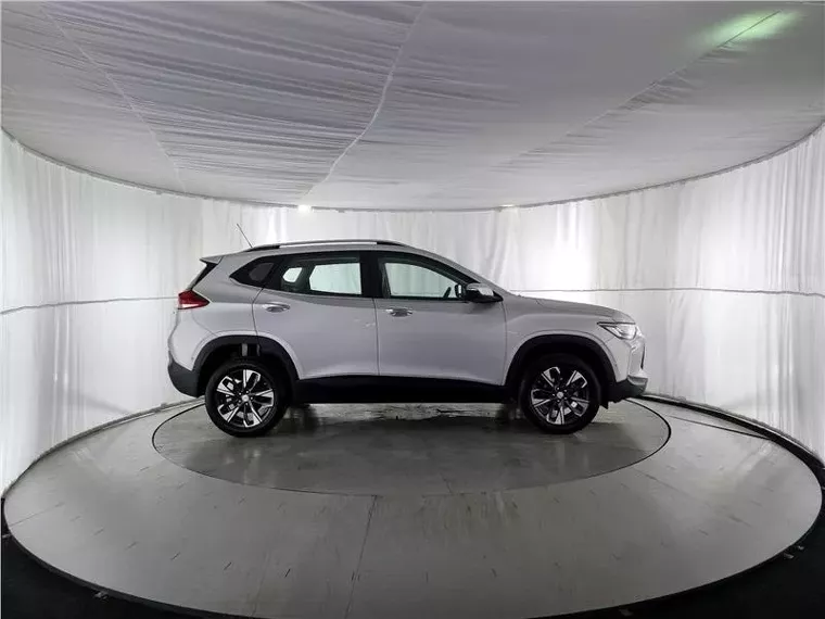 Chevrolet Tracker Prata 15