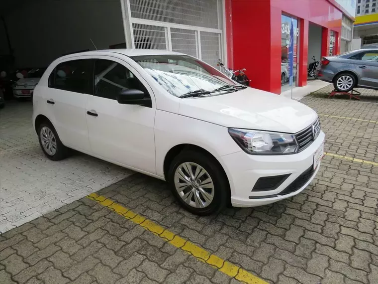 Volkswagen Gol Branco 3