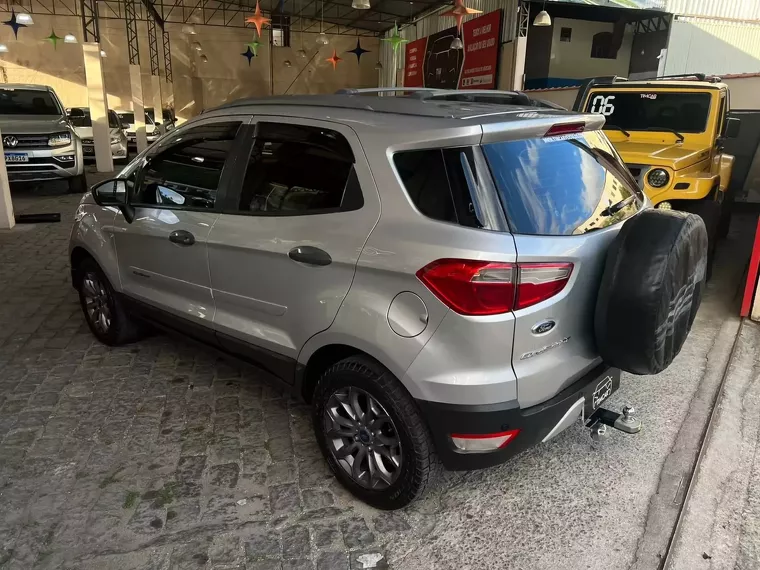 Ford Ecosport Prata 4